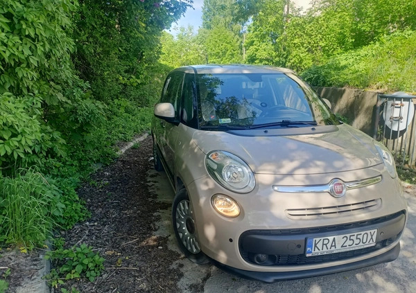 Fiat 500L cena 47000 przebieg: 94000, rok produkcji 2016 z Ścinawa małe 191